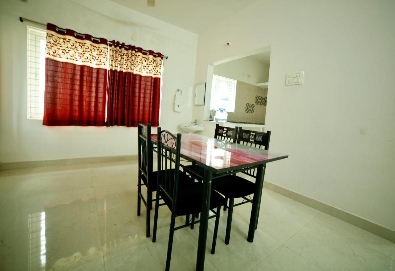 Truelife Homestays - Alamelu Avenue - Fully Furnished Ac 2Bhk Apartments In Tirupati - Walkable To Restaurants & Super Market - Fast Wifi - Kitchen - Easy Access To Airport, Railway Station, Sri Padmavathi & Tirumala Temple ภายนอก รูปภาพ